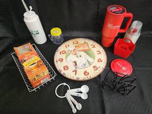 lot 87 image: Vintage Coca-Cola Clock & Retro Kitchen Collectibles - Osterizer Mini Blender & More