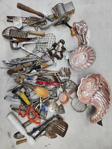lot 123 image: Copper Bakeware & Vintage Kitchen Gadgets - Cookie Cutters, Ladles, Sifters