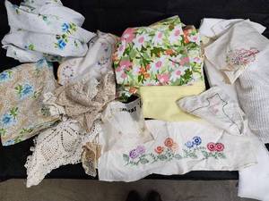 lot 129 image: Vintage Embroidered Linen & Lace Textiles Collection - Floral & Crochet Details