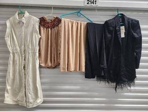 lot 135 image: Designer Womens Clothing Lot - Michael Kors & House of Hamlow (Lot of 6)