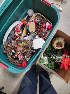 lot 158 image: General Electric Christmas Lights & Holiday Decor - In-Bin Assortment