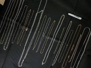 lot 160 image: Chain Necklaces - Silver & Gold Mix, Assorted Styles & Clasps