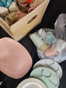 lot 163 image: Marcrest Melmac Dinnerware Set - Pastel Teacups, Saucers & Plates (Assorted Colors)