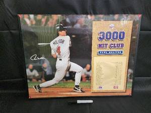 lot 175 image: Paul Molitor 3,000 Hit Club Plaque - Framed Commemorative Display