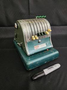 lot 178 image: Paymaster System 7-Column Adding Machine - Series 600