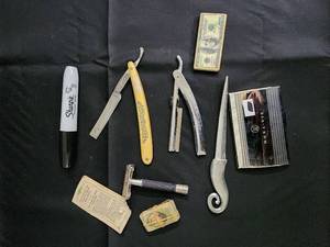 lot 183 image: Vintage Shaving Razor Collection Hackett Waltham Safety Razor & Antique Straight Razors