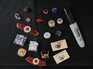 lot 186 image: Mid-West Motor Corps & Sarasota Pins Collection - Spirit of 76, Amtrak
