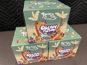 lot 118 image: Roxberry Ocean Potion Fruit Punch 4-7.5 oz Cans (Lot of 3)