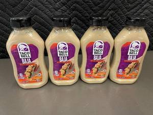 lot 329 image: Taco Bell Baja Creamy Sauce 4-Pack 12 oz (354 ml)