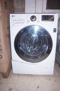 LG Front Load Washing Machine. Direct Drive Technology.