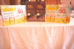 New. Brown Hair Dye Shampoo (2ct) & 50 SPF Sunscreen (2-2 packs)