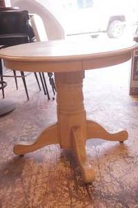 Pedestal Dining Table. 36 diameter 30 tall