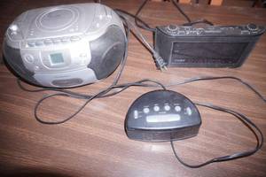 Electronics Lot Portable AMFMCD Alarm Clocks
