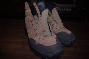 Mens 9.5 Boots