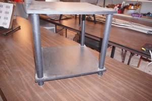 2-tier side table 15.5x16.5x 16