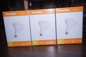 NEW (3ct) ReneSola LED BR40 Flood Light Bulbs