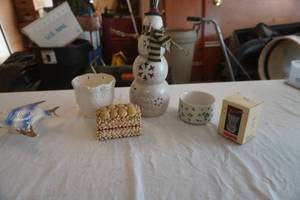 Christmas Decor & Collectibles