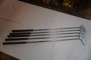 NEW Golf Putters (5ct)