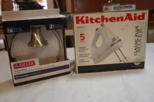 New KitchenAid Mixer & Delta Towel Ring