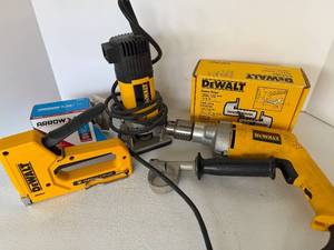 DeWALT DW670 Trim Router, DW708 Crown Stops & Arrow Stapler with Staples