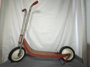 Vintage Radio Scooter