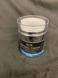 lot 34 image: Del Sur Retinol Cream - Facial Skincare