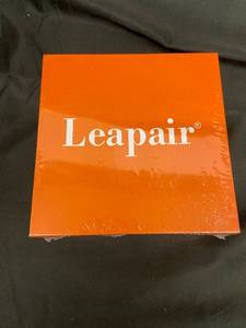 lot 131 image: Leapair X04GPFU65 Beige Round Cushion - New in Box, Made in China