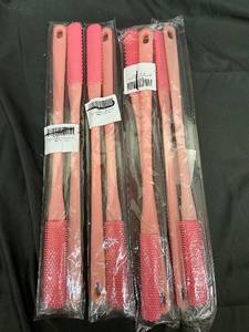 lot 146 image: Pink Toe Cleaning Brush 3-Pack (Lot of 4)