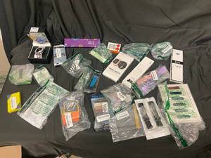 lot 186 image: Smartwatch Accessories Assortment - Bands, Boxes & One Watch