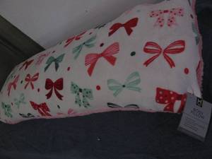 lot 33 image: Plush Body pillow...