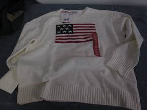 lot 57 image: Ladies XL sweater...