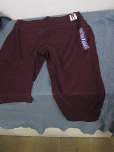 lot 58 image: Express XXL pants...