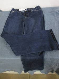lot 61 image: Seven 7 size 10 jeans...