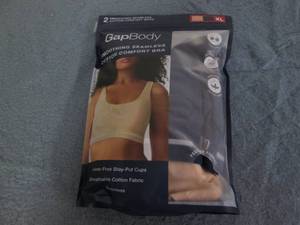 lot 72 image: Pair of Gap Body XL bras...