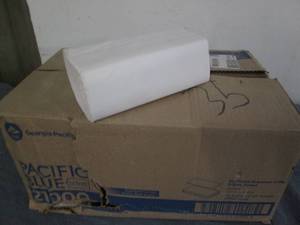 lot 135 image: 16 Packs of white Pacific Blue mult...