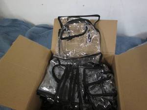 lot 167 image: 25 Small clear vinyl zippered purse...