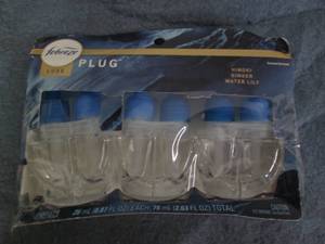 lot 172 image: Febreeze scented oil refills...