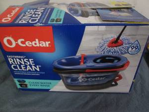 lot 175 image: OCedar spin mop...