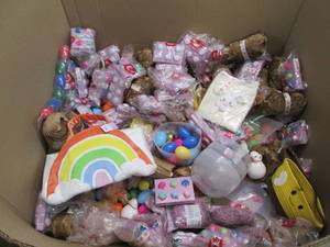 Huge lot of Easter decor and treats...