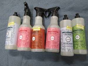 6 Bottles Mrs Meyers Clean Day asso...