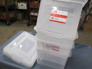 4 Plastic storage boxes with lids, ...