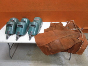lot 98 image: Welding Sheilds & Aprons