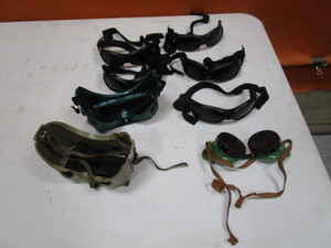 lot 100 image: Torch Goggles