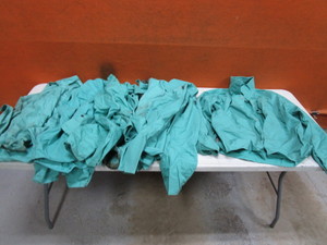lot 104 image: (6) Welding Jackets