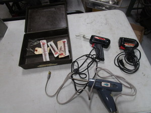 lot 128 image: Soldering Guns