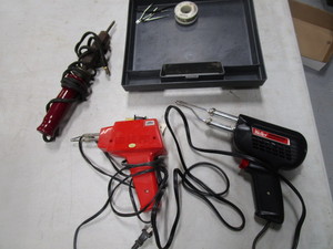 lot 129 image: Soldering Guns & Soldering Iron