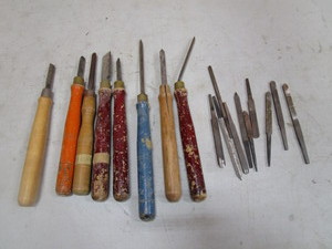 lot 152 image: Wood Lathe Tools