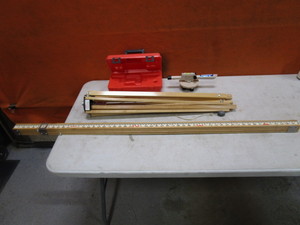 lot 210 image: David White Transit, Tripod, Elevation Stick