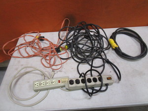 lot 215 image: Power Strips & Extension Chords
