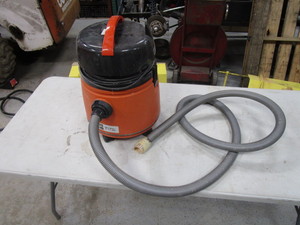 lot 20 image: Fein Shop Vac